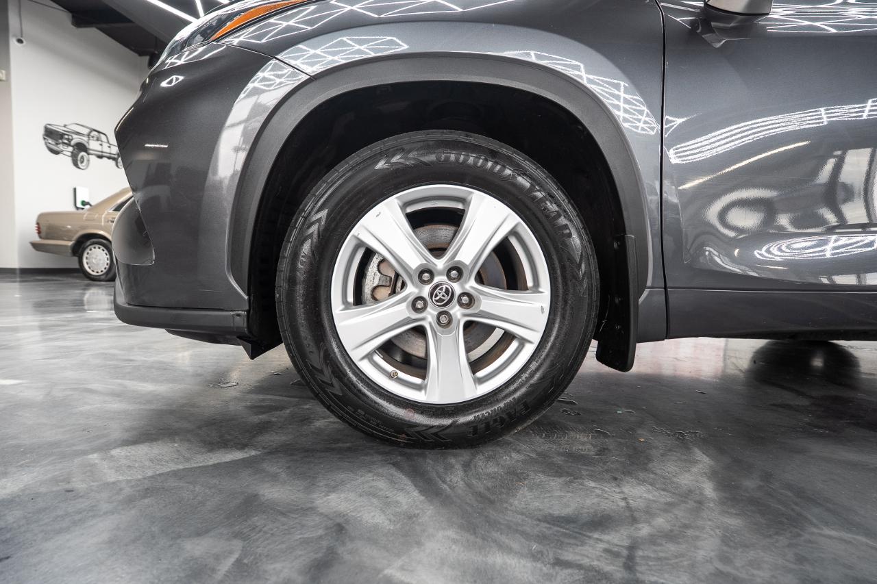 Toyota Highlander LE AWD V6 2020