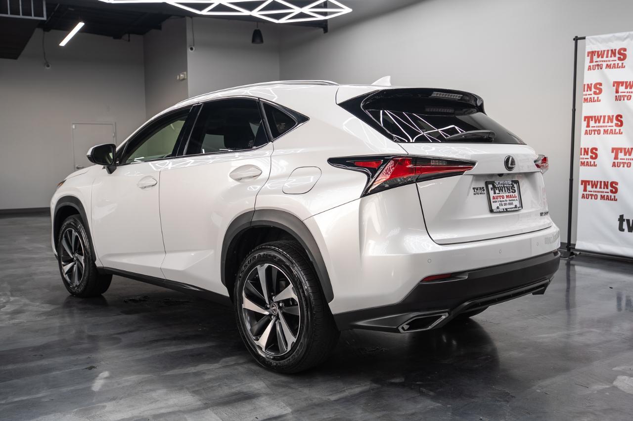 Lexus NX 300 Premium AWD 2021