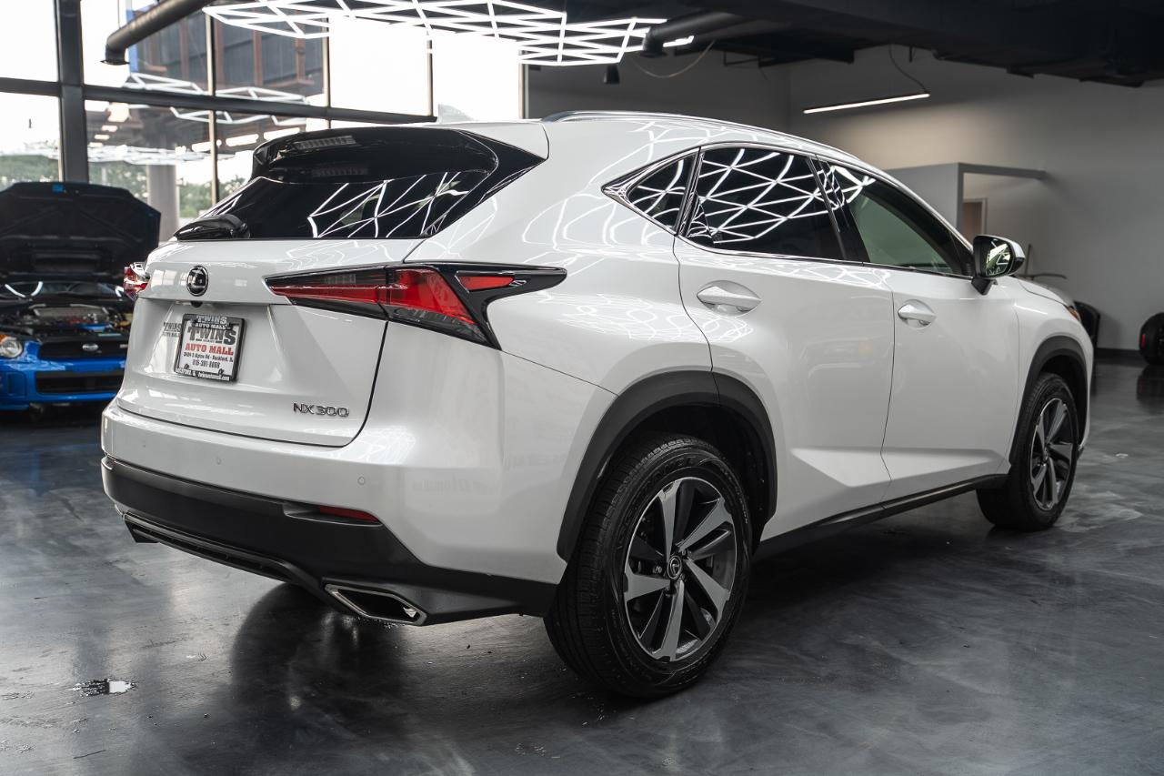 Lexus NX 300 Premium AWD 2021