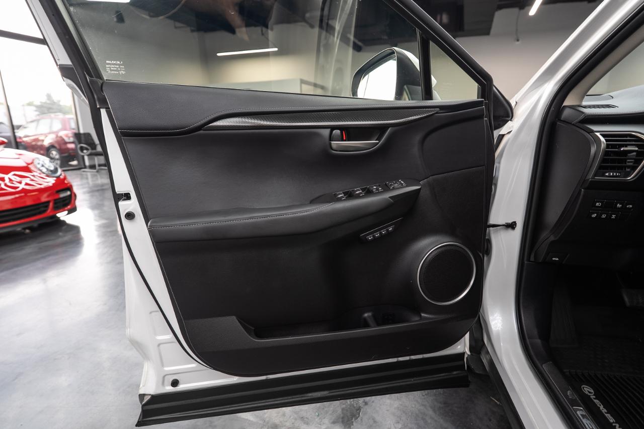 Lexus NX 300 Premium AWD 2021