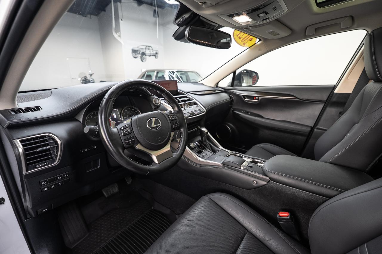 Lexus NX 300 Premium AWD 2021