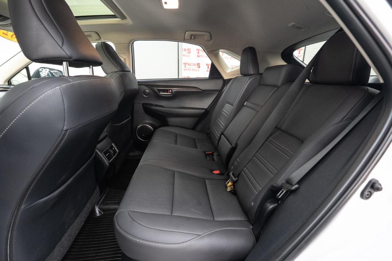 Lexus NX 300 Premium AWD 2021