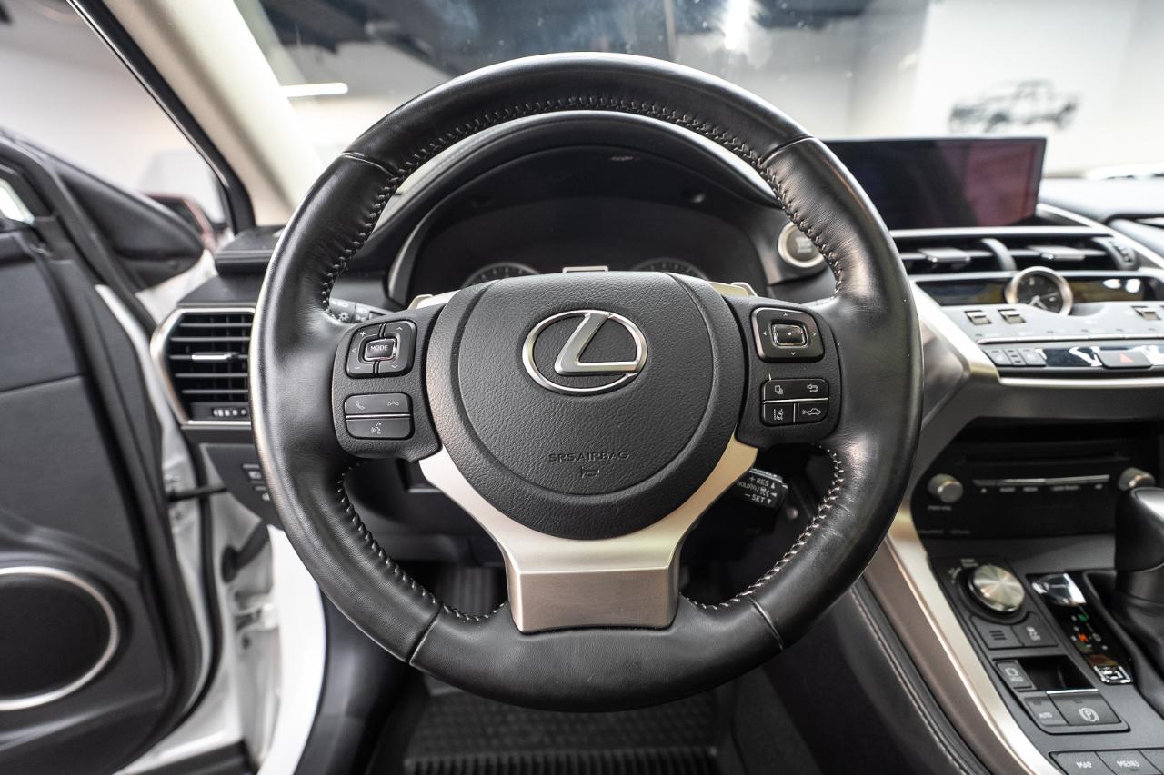 Lexus NX 300 Premium AWD 2021