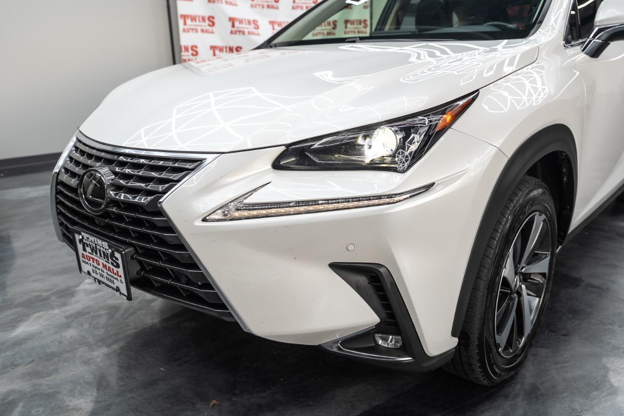 Lexus NX 300 Premium AWD 2021