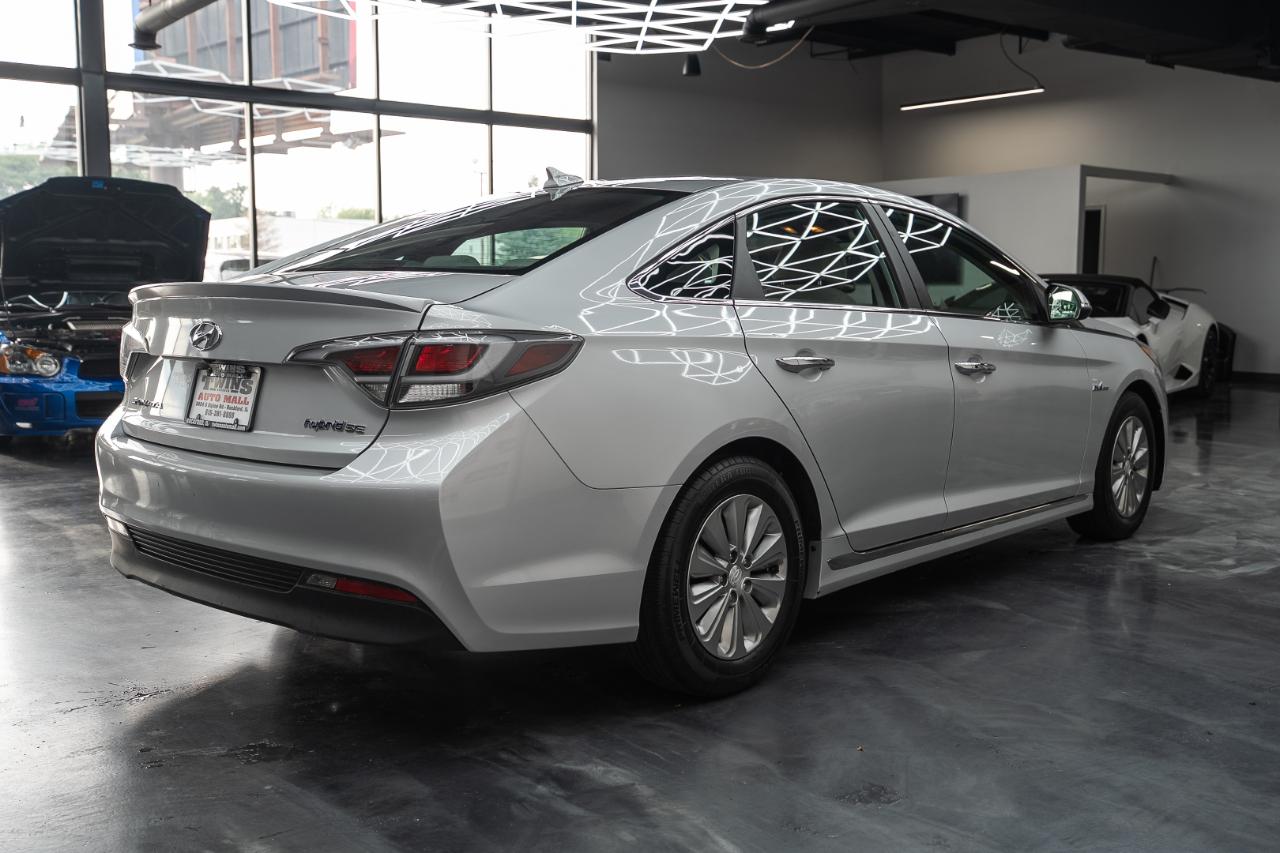 Hyundai Sonata Hybrid Base 2016