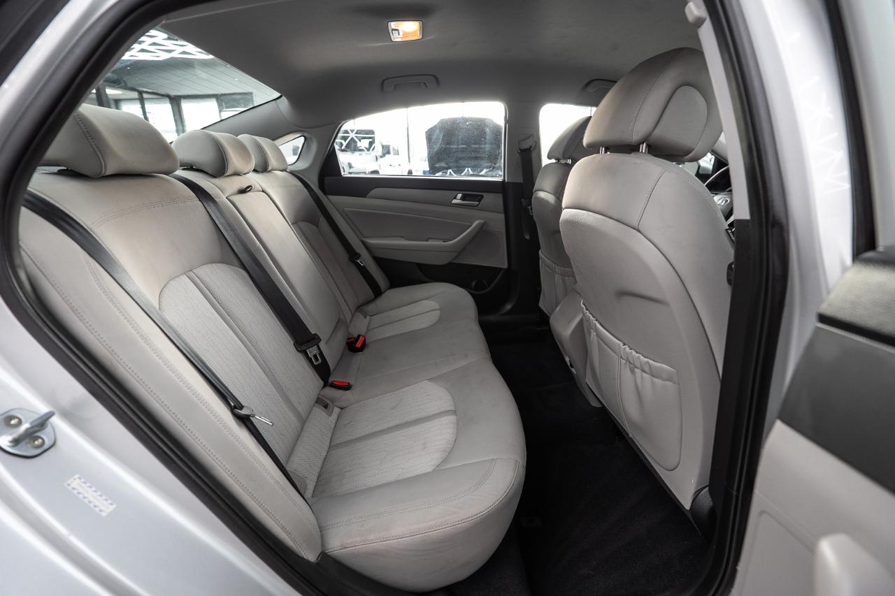 Hyundai Sonata Hybrid Base 2016