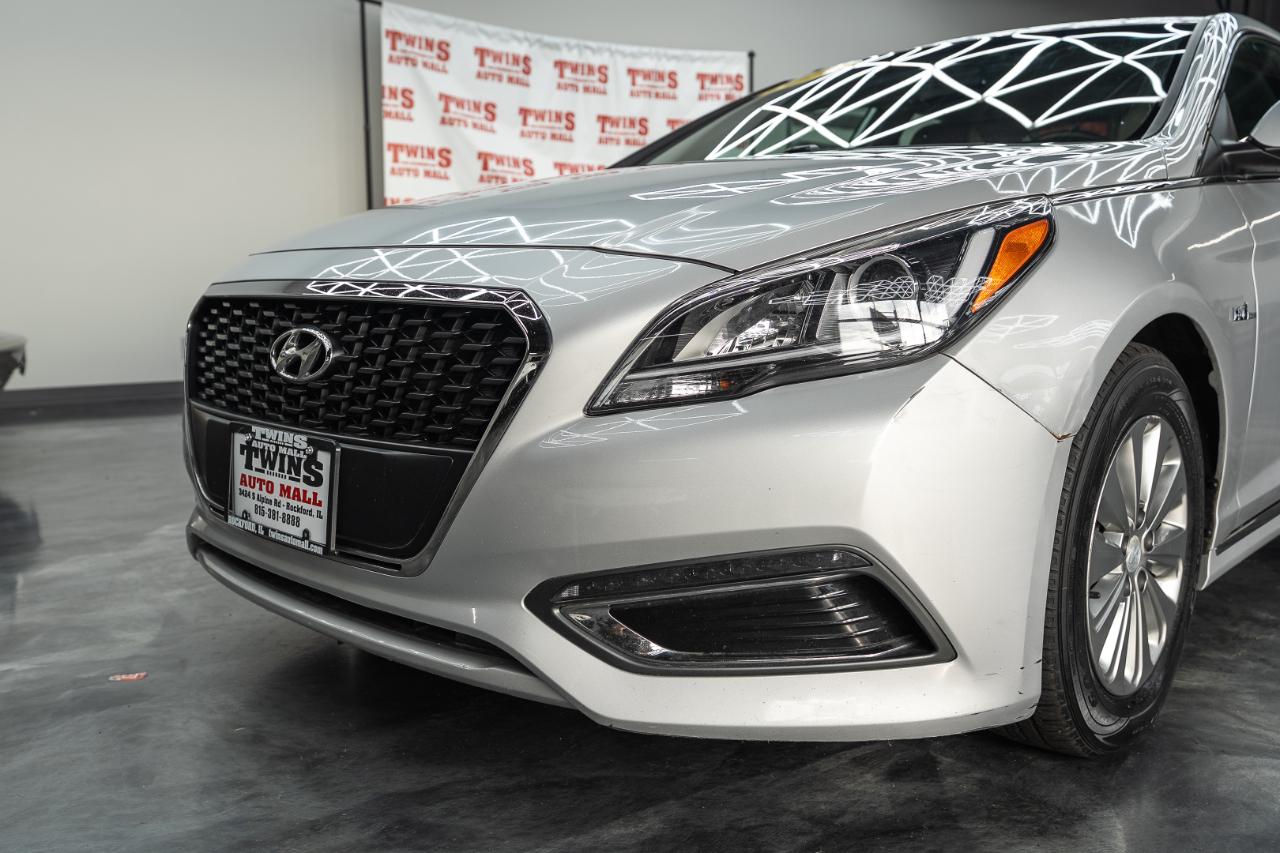 Hyundai Sonata Hybrid Base 2016