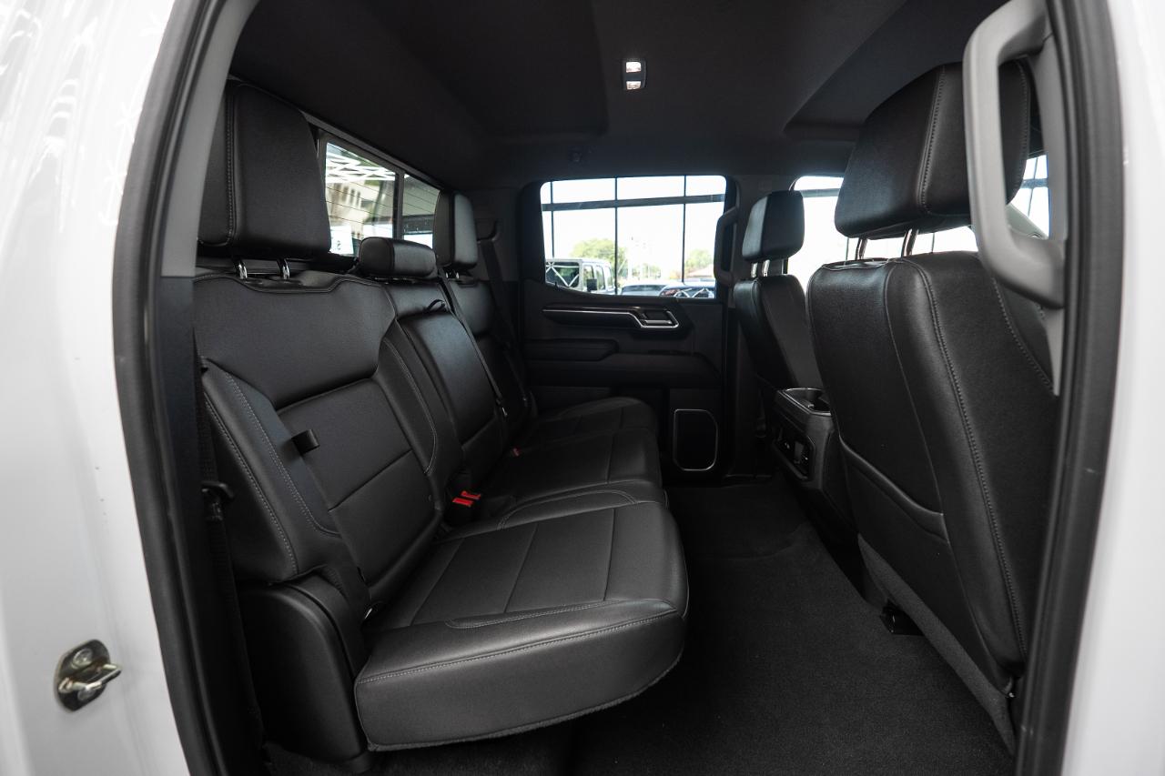 Chevrolet Silverado 1500 RST Crew Cab 4WD 2023
