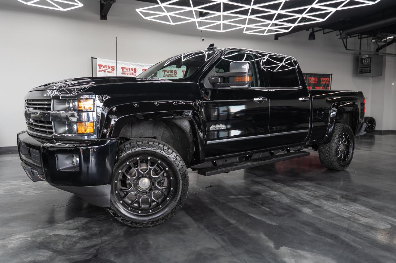 Chevrolet Silverado 2500HD 4WD Crew Cab 153.7" High Country 2017