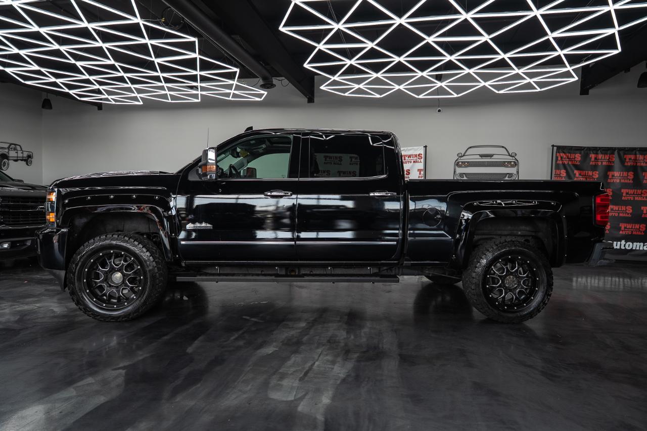 Chevrolet Silverado 2500HD 4WD Crew Cab 153.7" High Country 2017