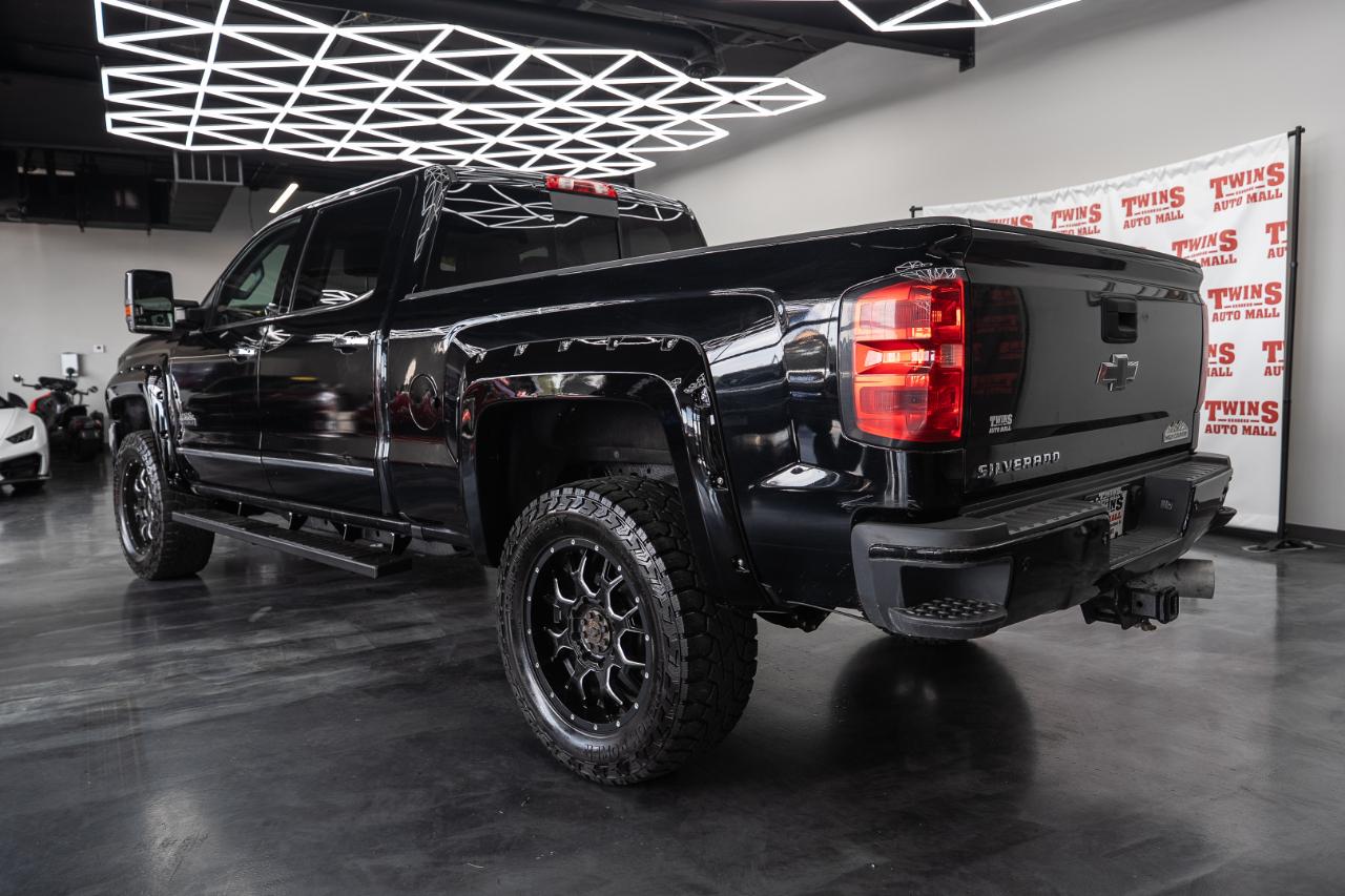 Chevrolet Silverado 2500HD 4WD Crew Cab 153.7" High Country 2017