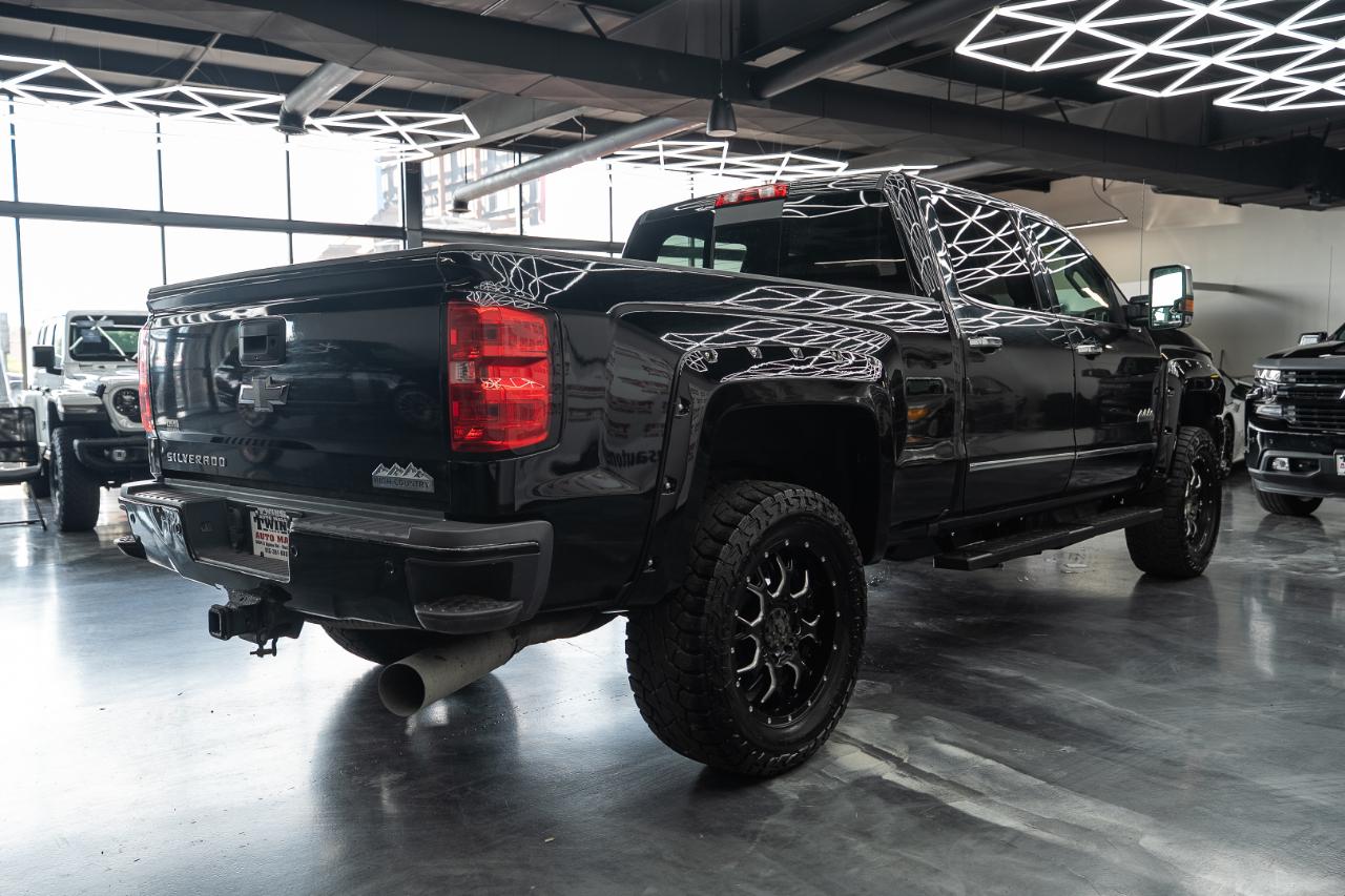 Chevrolet Silverado 2500HD 4WD Crew Cab 153.7" High Country 2017