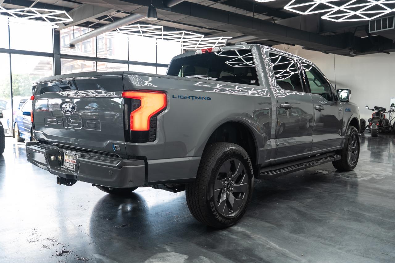 Ford F-150 Lightning Flash 4WD SuperCrew 5.5' Box 2024