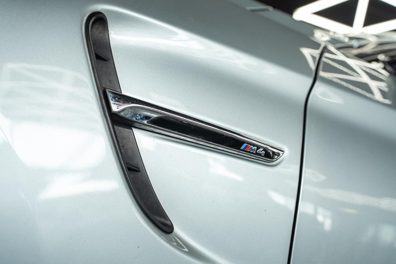 BMW M4 Convertible 2015