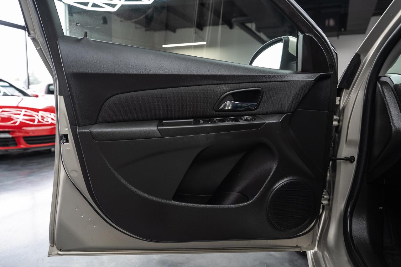 Chevrolet Cruze 1LT Auto 2014