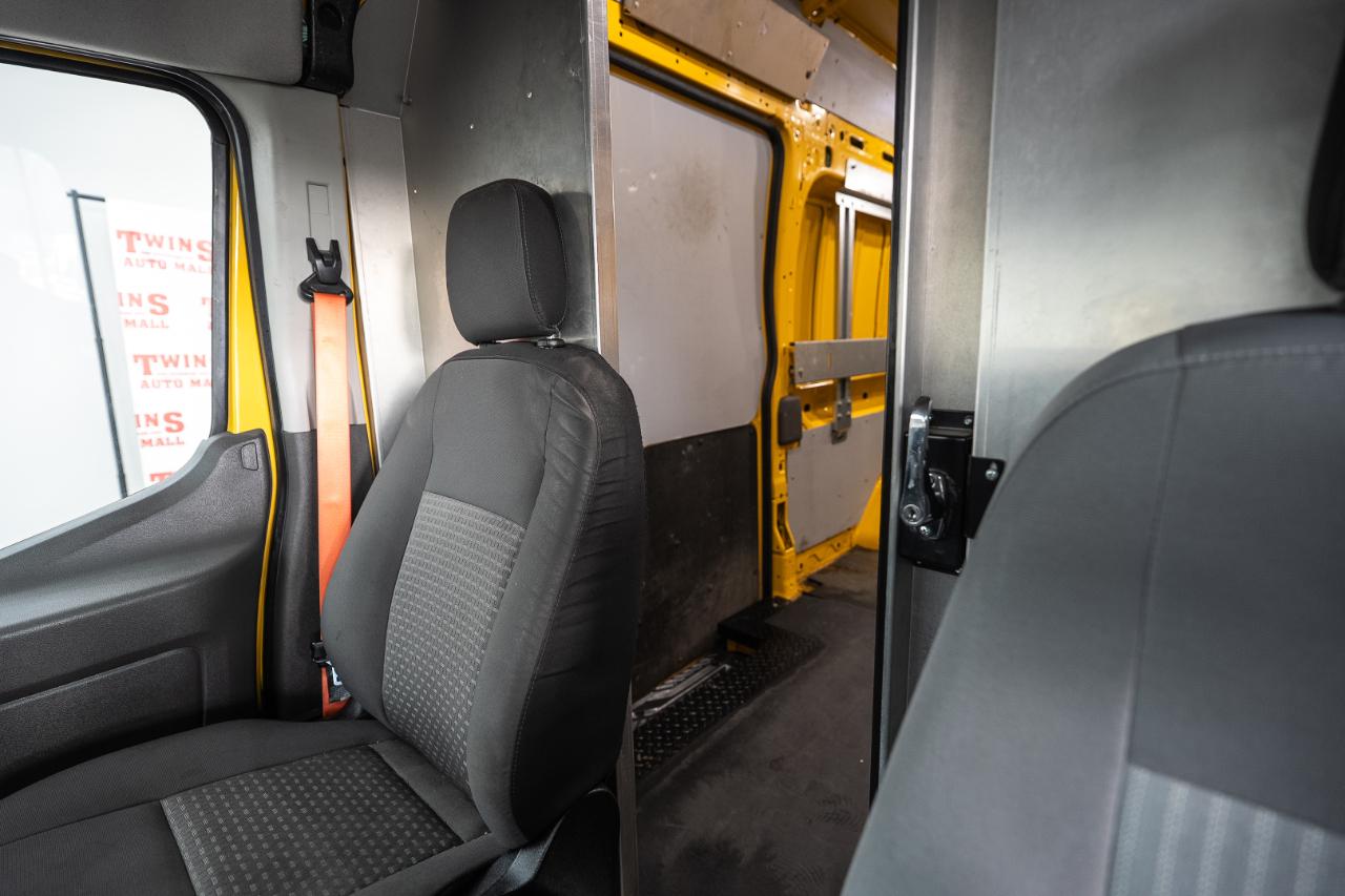Ford Transit 250 Van High Roof w/Sliding Pass. 148-in. WB EL 2021