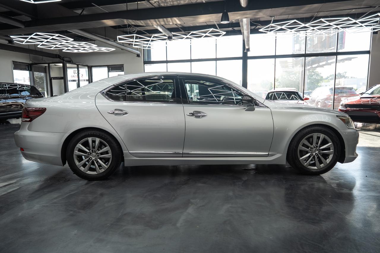 Lexus LS 460 Luxury Sedan 2014