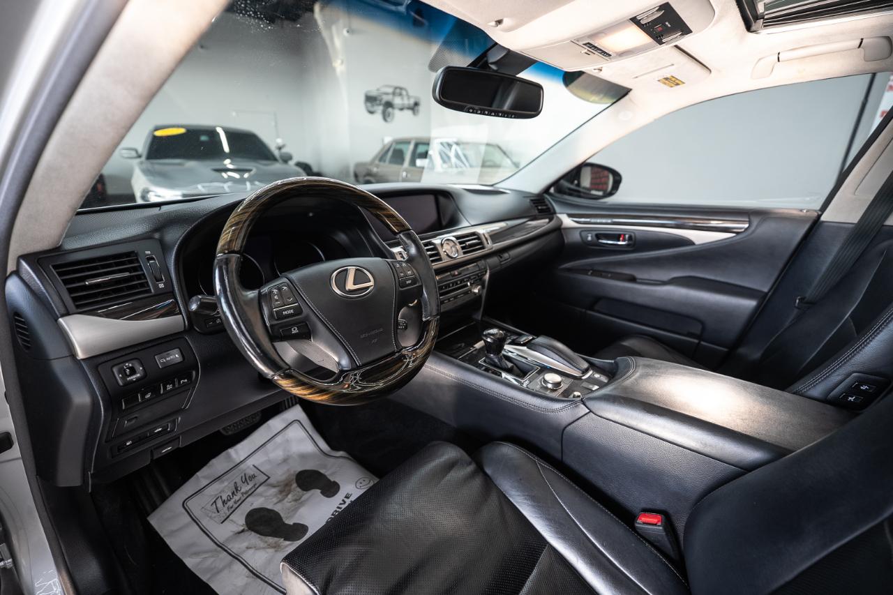 Lexus LS 460 Luxury Sedan 2014