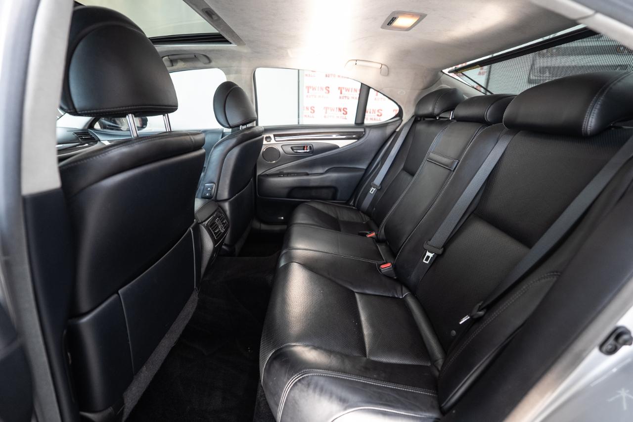 Lexus LS 460 Luxury Sedan 2014