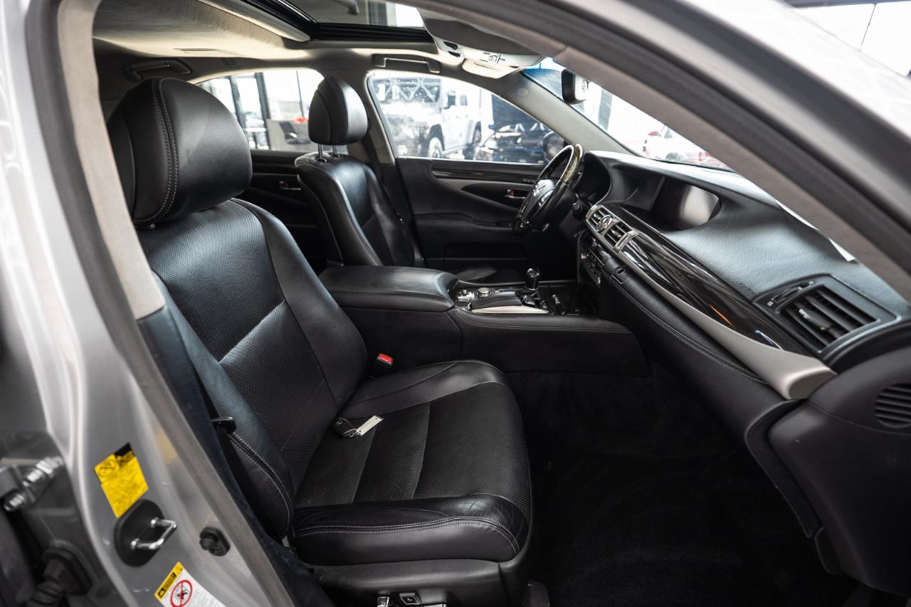 Lexus LS 460 Luxury Sedan 2014