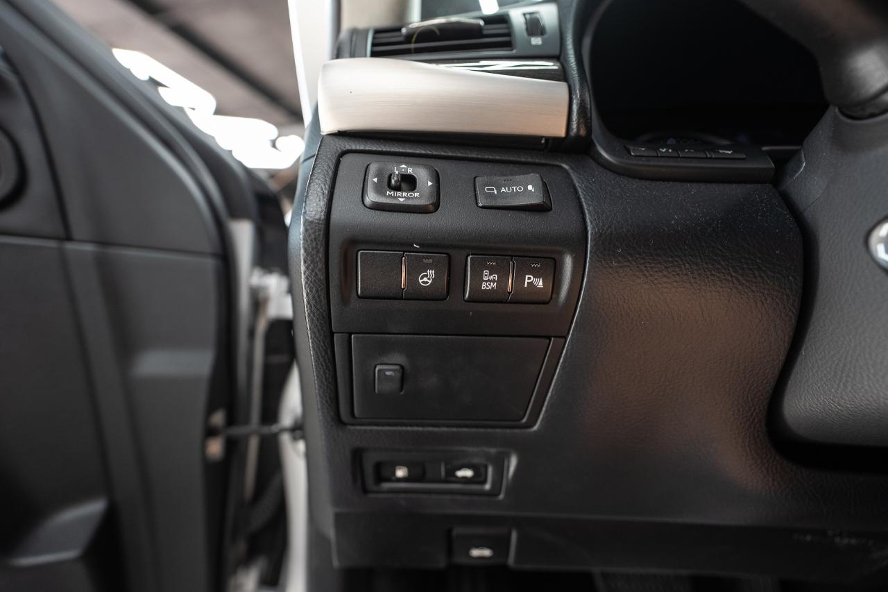 Lexus LS 460 Luxury Sedan 2014