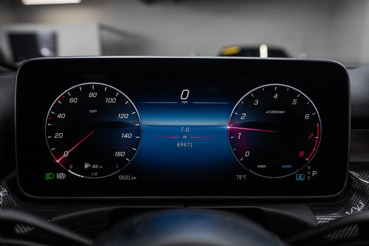 Mercedes-Benz C-Class C300 4MATIC Sedan 2023