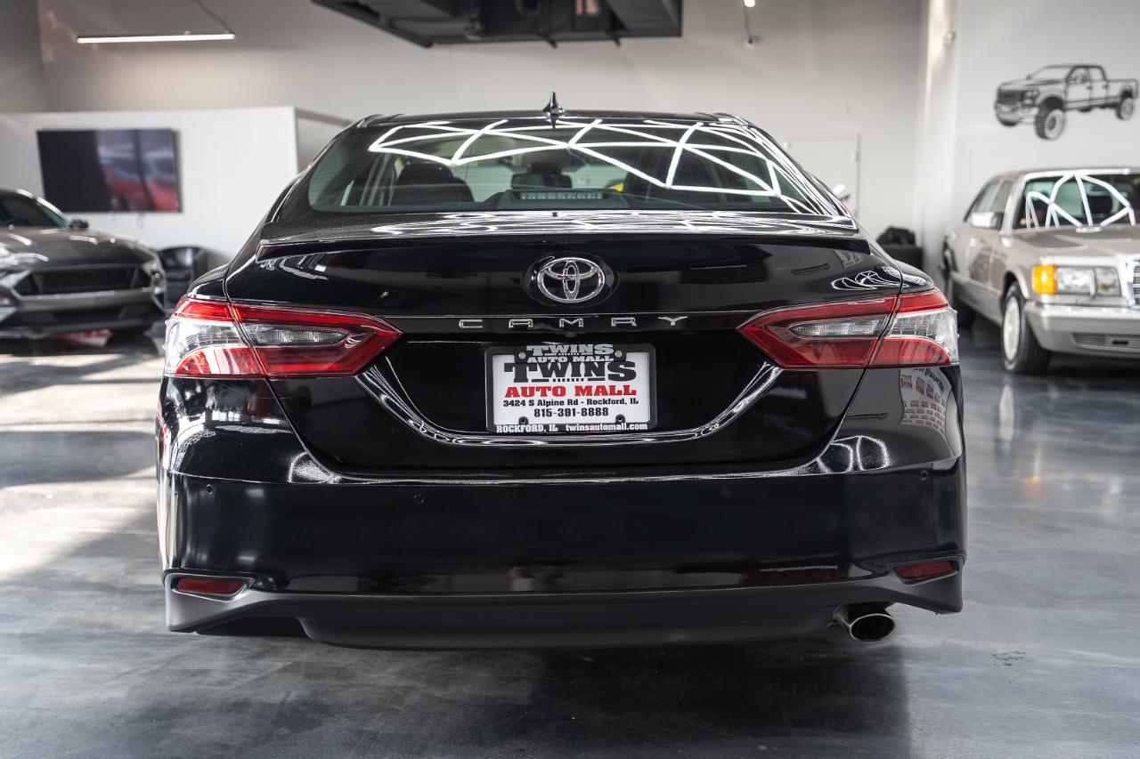 Toyota Camry LE 2018