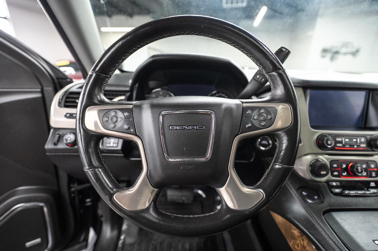 GMC Yukon Denali XL 4WD 2015