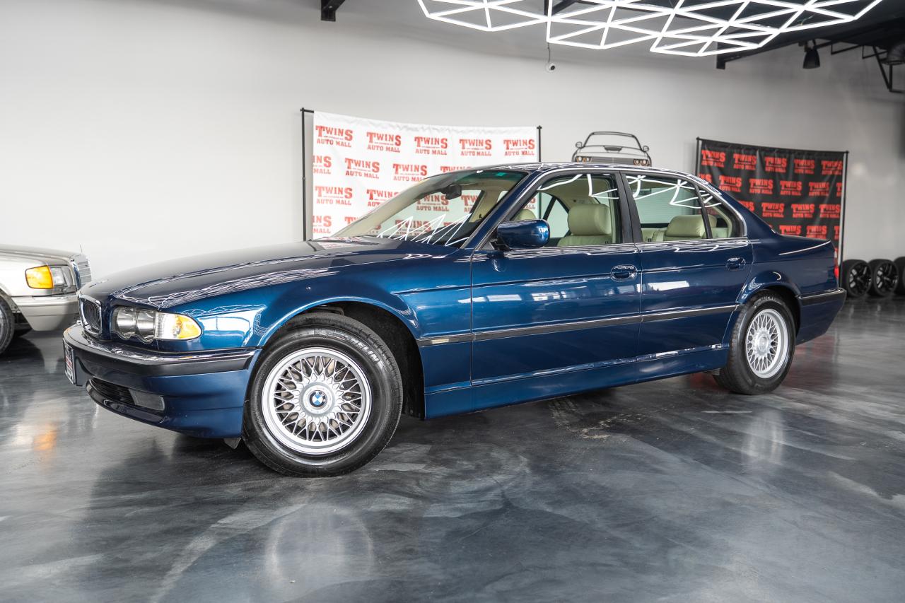 BMW 7-Series 740i 2001