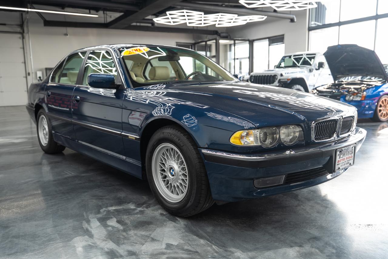 BMW 7-Series 740i 2001