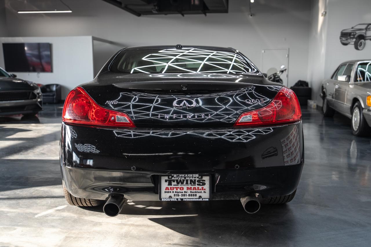 Infiniti Q60 Coupe AWD 2014