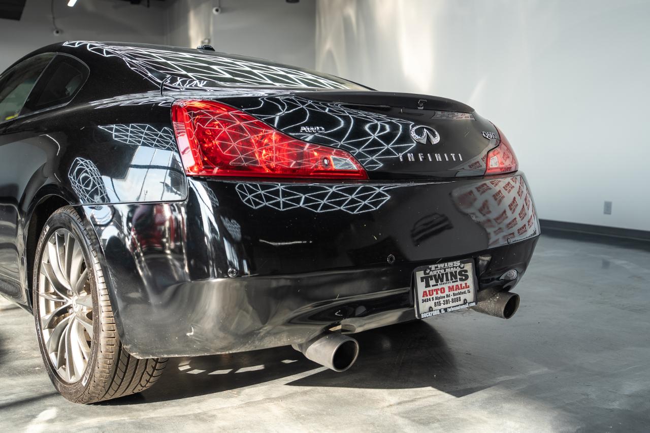 Infiniti Q60 Coupe AWD 2014
