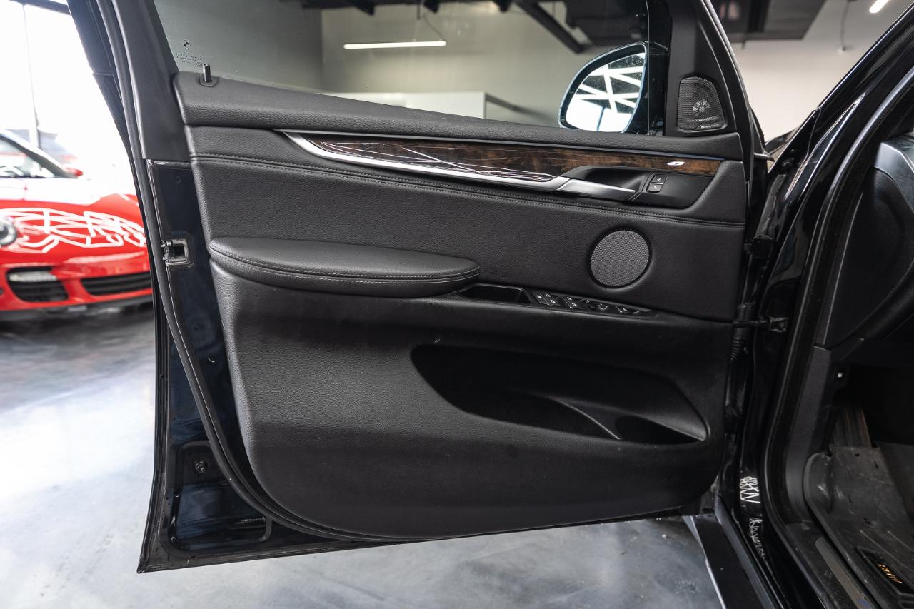 BMW X5 photo 10