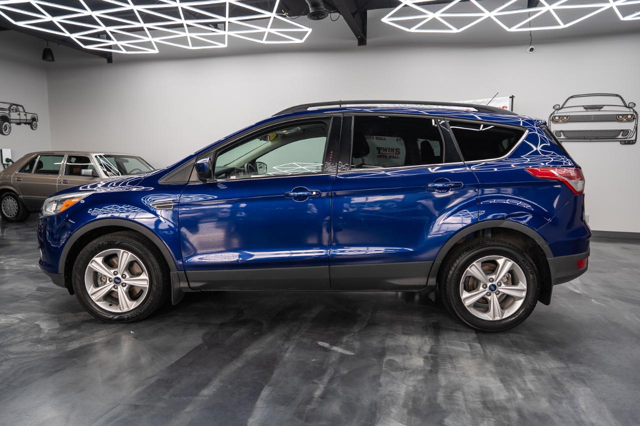 Ford Escape photo 3