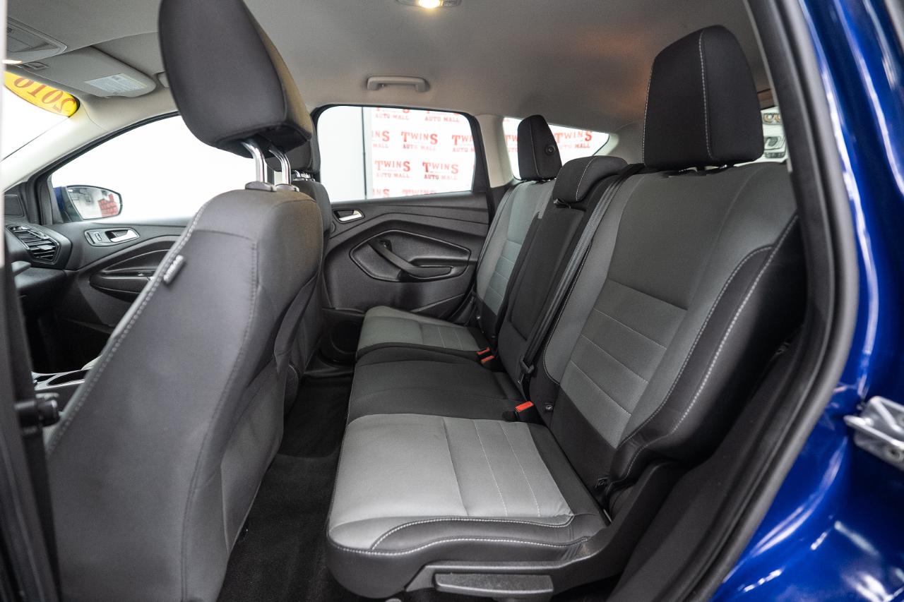 Ford Escape photo 13