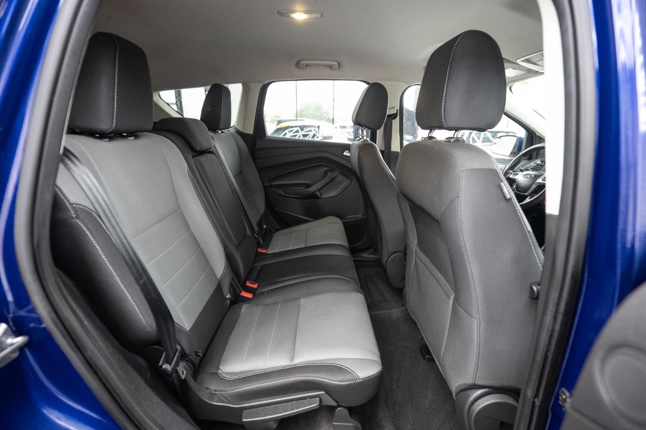 Ford Escape photo 14