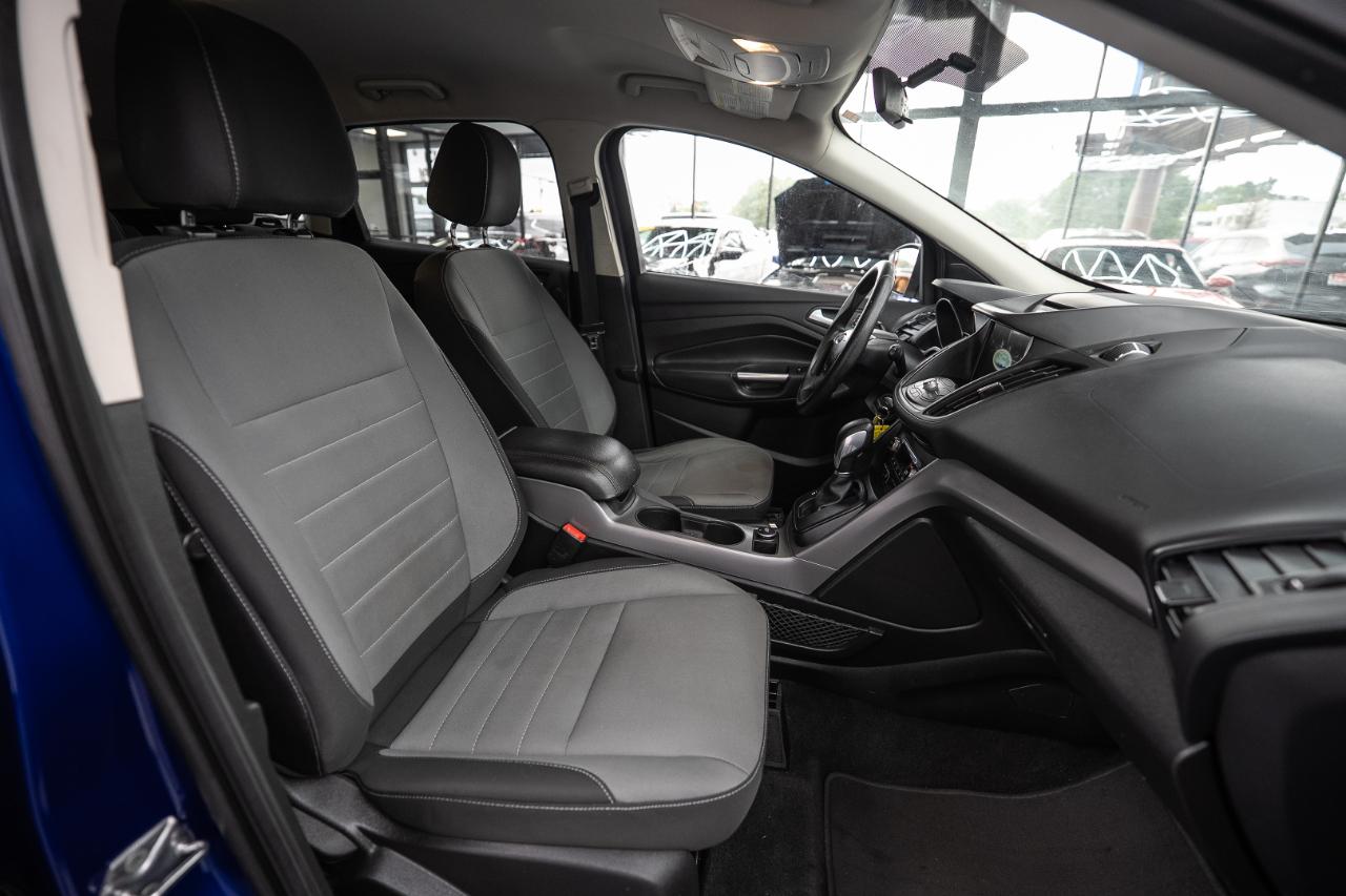 Ford Escape photo 15