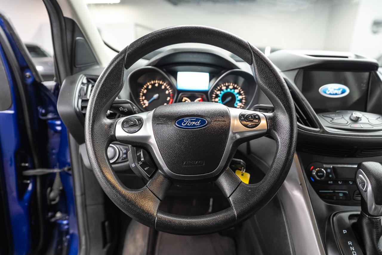 Ford Escape photo 16