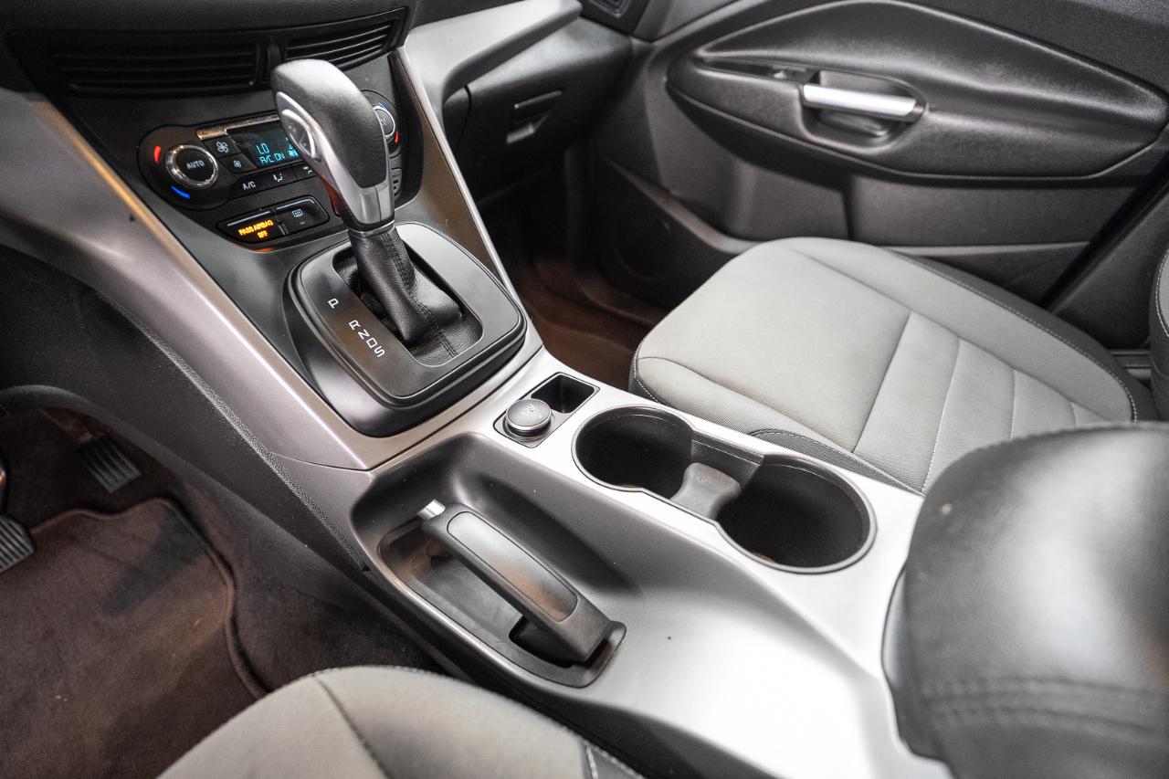 Ford Escape photo 19