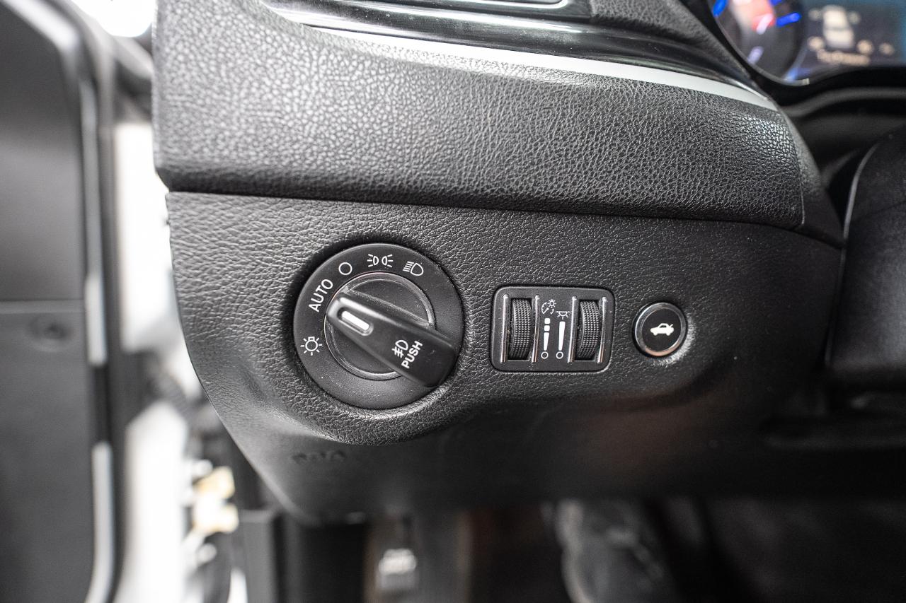 Chrysler 300 photo 20