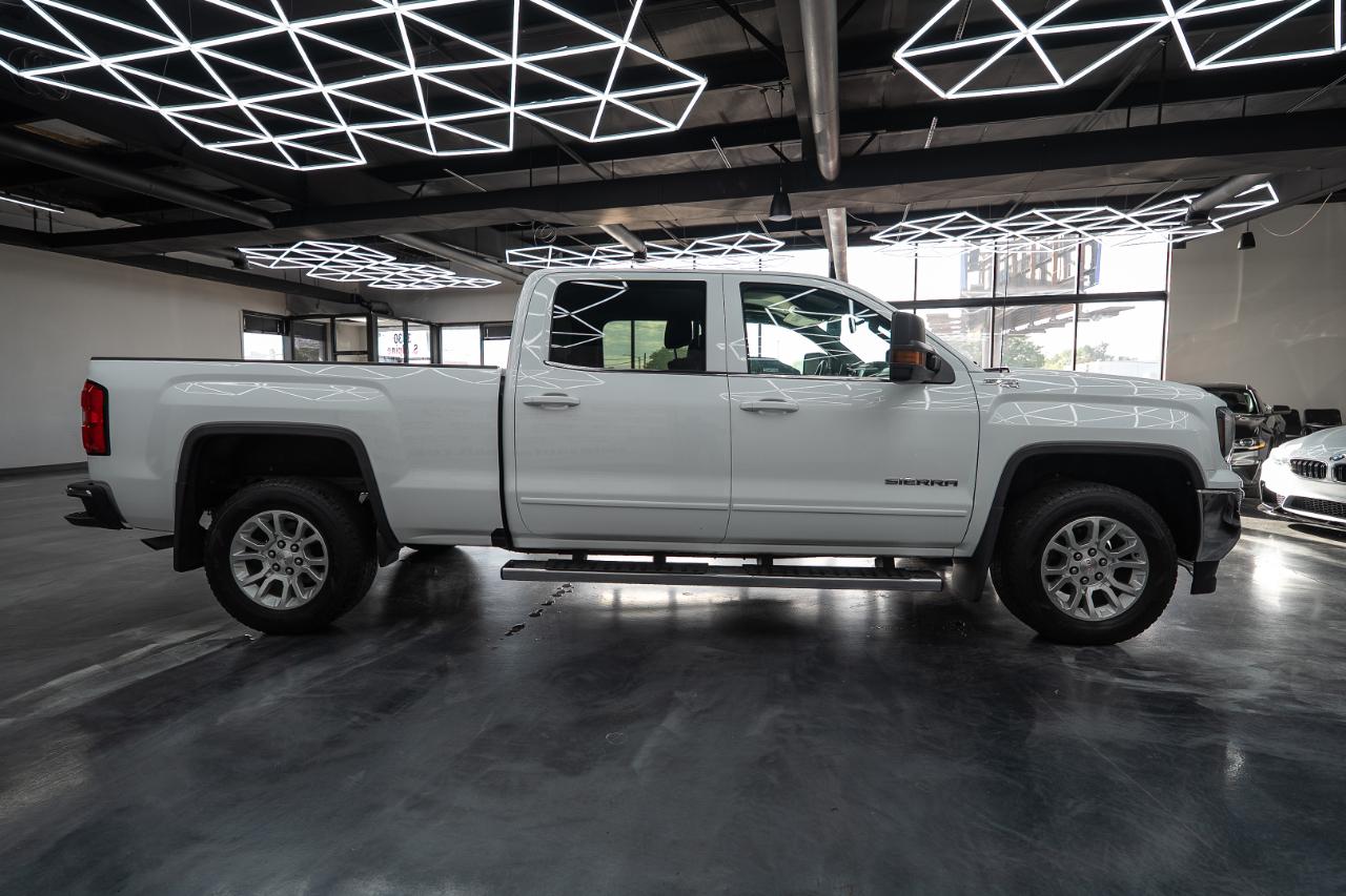 GMC Sierra photo 7