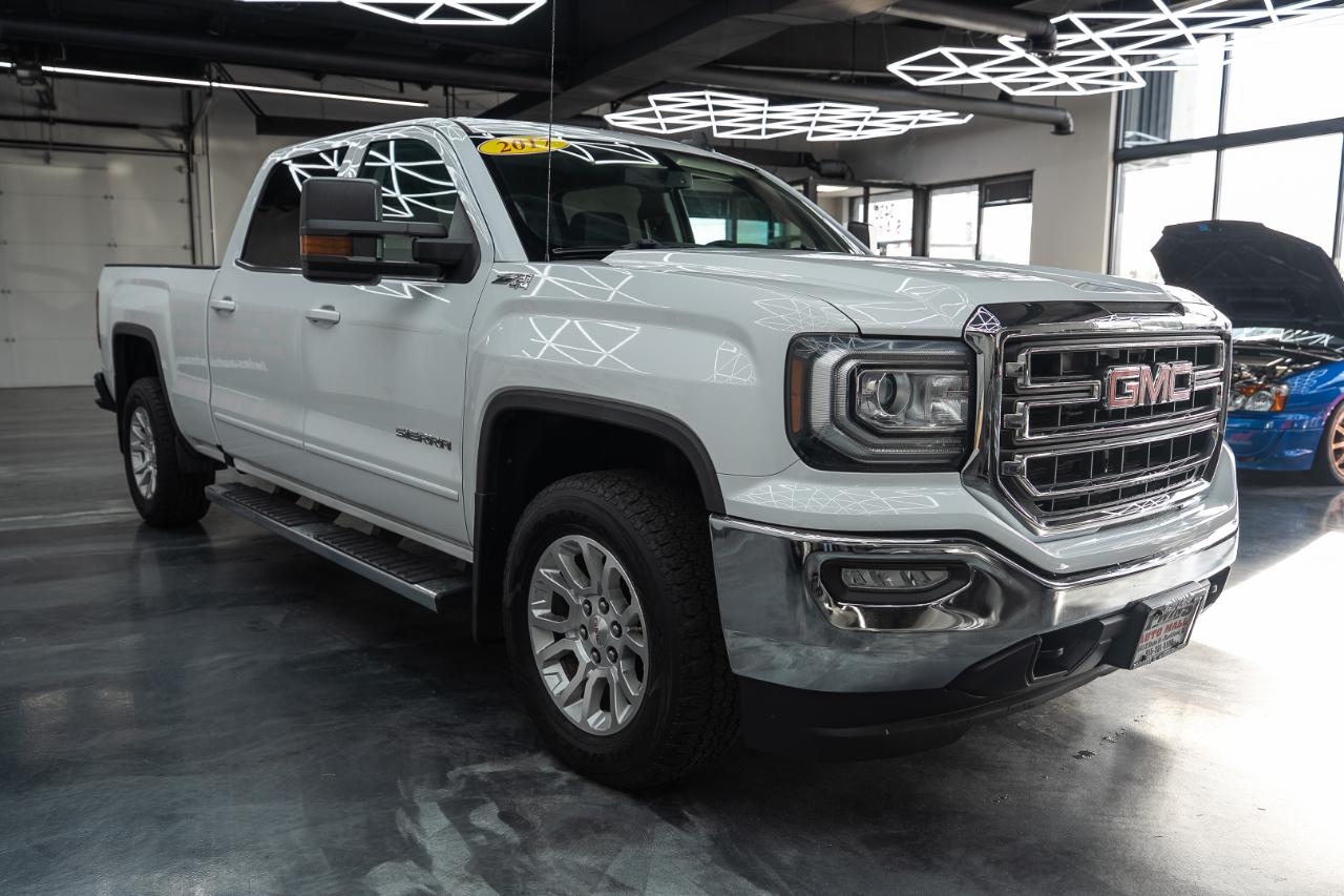 GMC Sierra photo 8