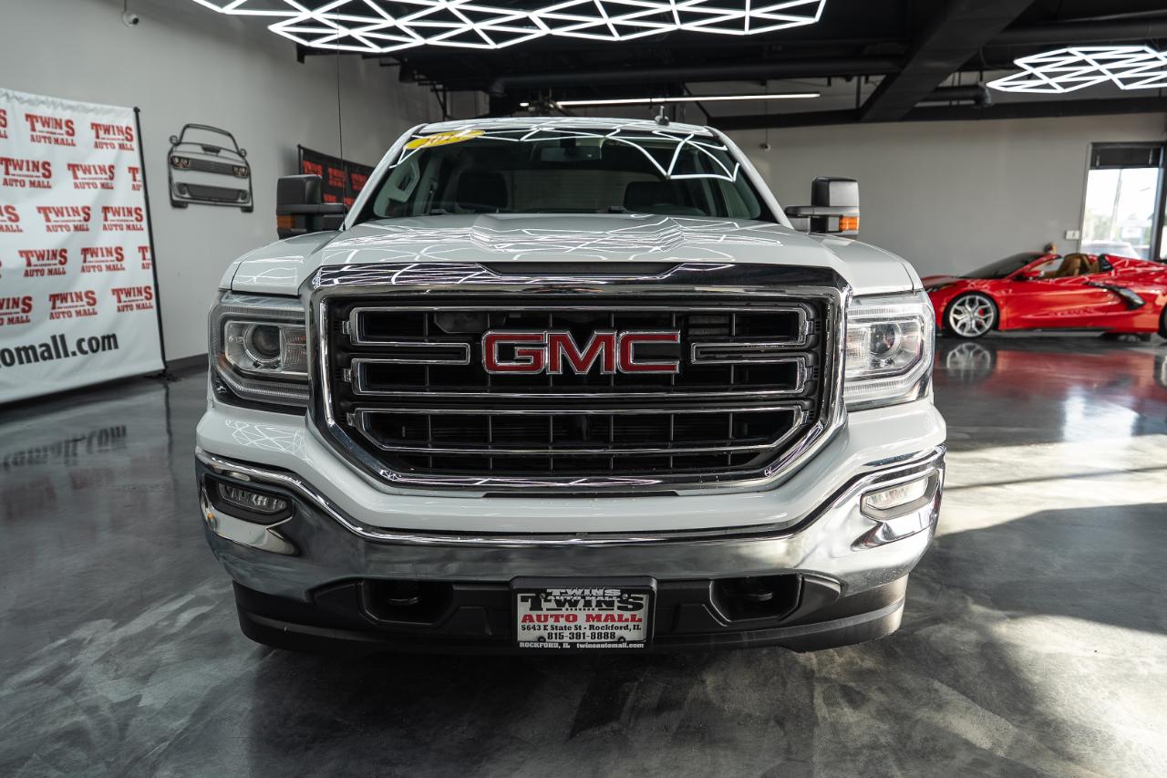 GMC Sierra photo 9