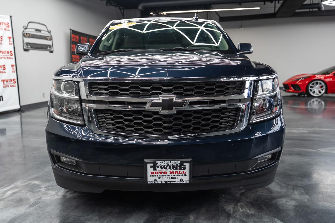 Chevrolet Suburban photo 9