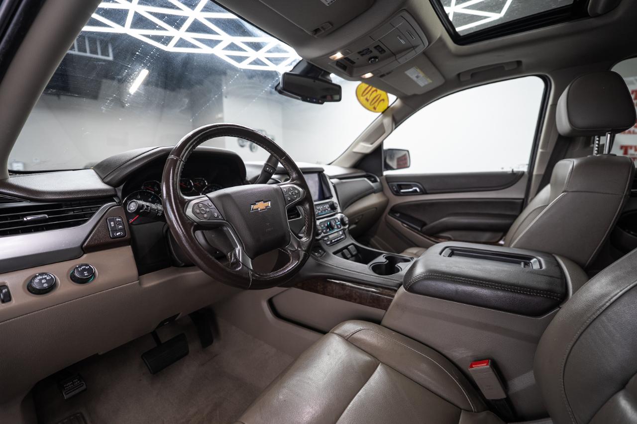 Chevrolet Suburban photo 11