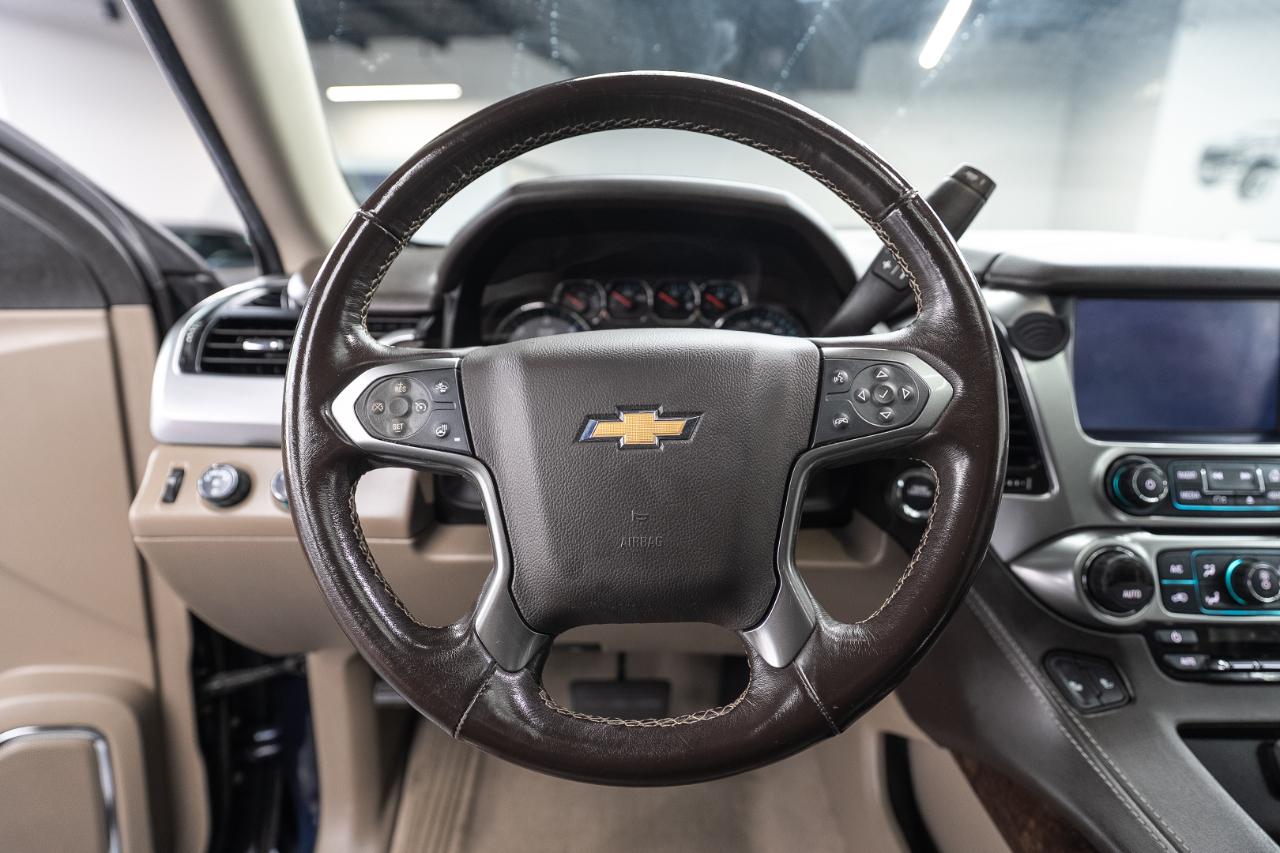 Chevrolet Suburban photo 17