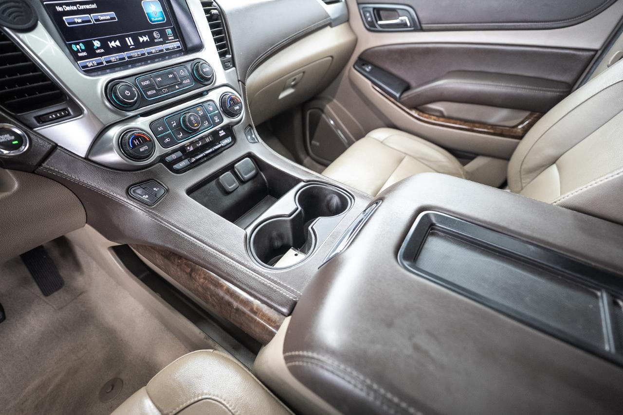 Chevrolet Suburban photo 19