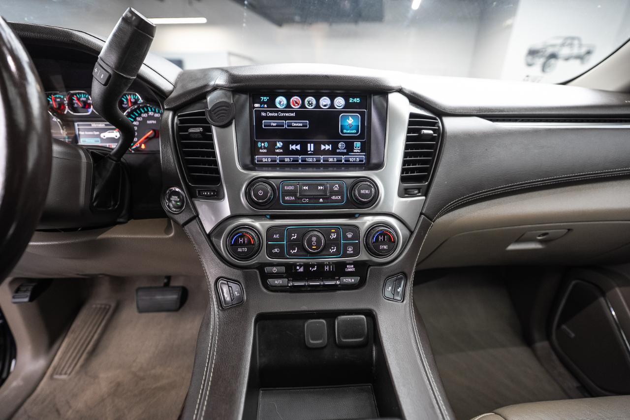 Chevrolet Suburban photo 20