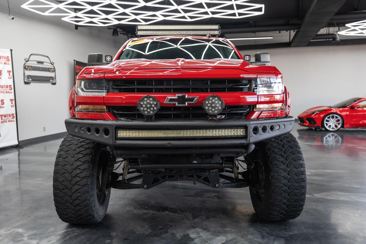 Chevrolet Silverado photo 9
