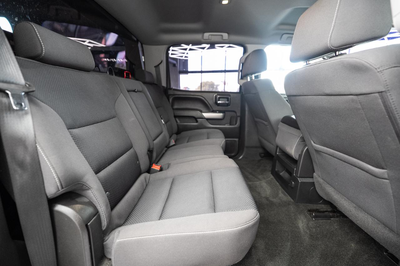 Chevrolet Silverado photo 14